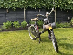 Mooie goed lopende Nederlandse Solex koffertje met koppeling en snorkenteken!